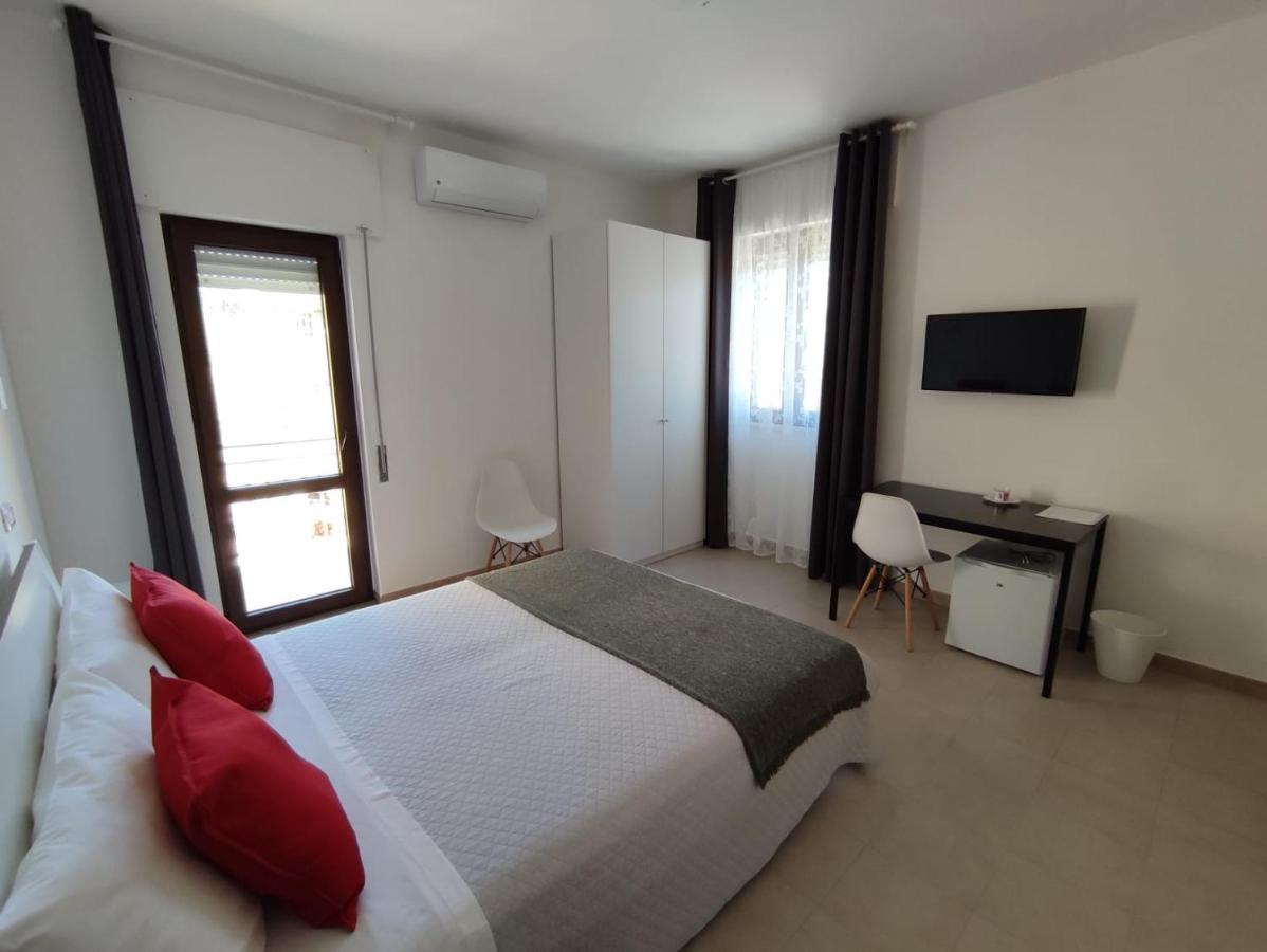 Cristian Rooms Авола Экстерьер фото