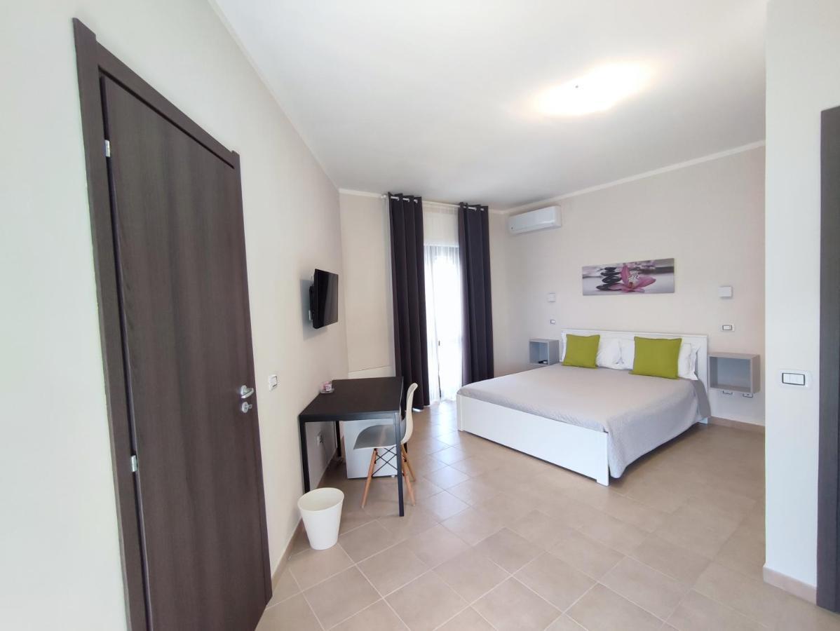 Cristian Rooms Авола Экстерьер фото