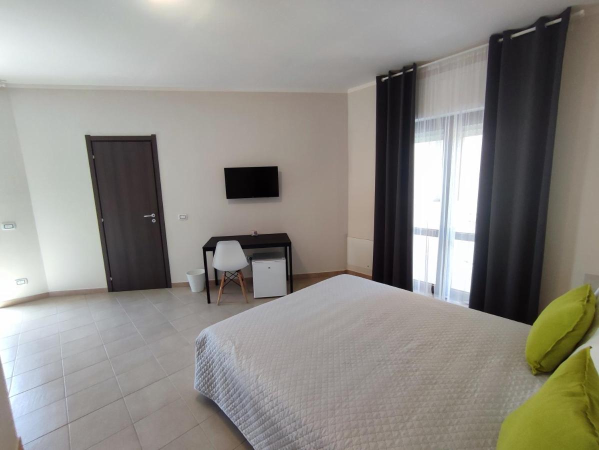 Cristian Rooms Авола Экстерьер фото